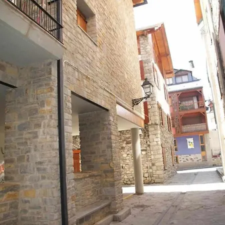 Casa Chispa Dieciseis Hotel